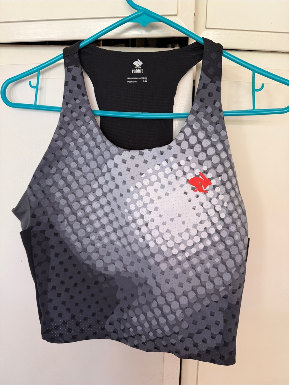 Rabbit Activewear Women's Gray Patterned Racerback Sports Bra